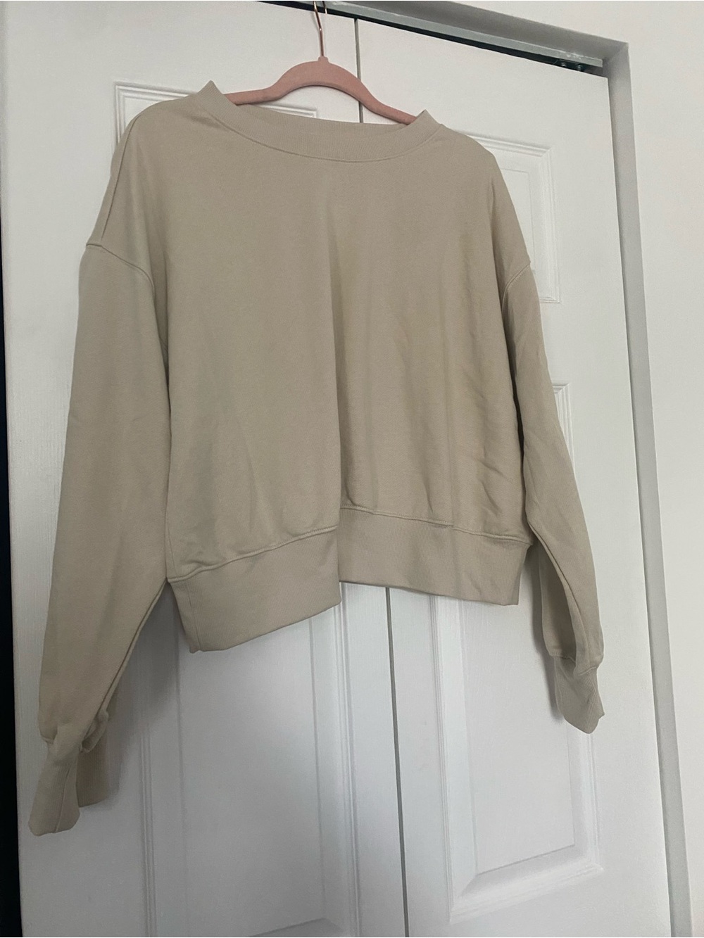Old Navy Neutral Crewneck Pullover in Cream